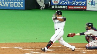 中田翔、初打席で初ヒット