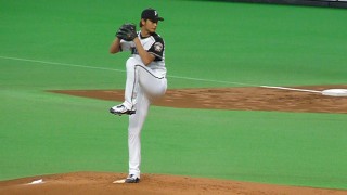 第一戦、先発はダルビッシュ