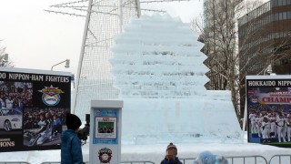 ファイターズの氷像…らしい